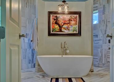 ¿Los baños calientes protegen al corazón? Esto dicen los científicos