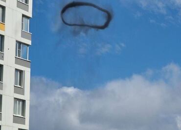 VIDEO. ¿Portal  extraterrestre? Misterioso anillo negro sobre cielo de Moscú