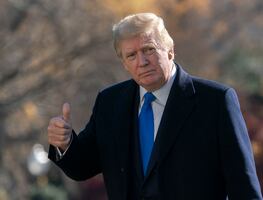 Trump insinúa que se postulará a la presidencia en 2024