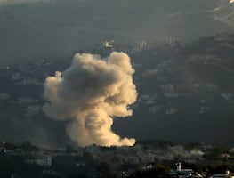 Hezbolá lanza 100 cohetes contra Israel en las últimas tres horas, según Ejército israelí