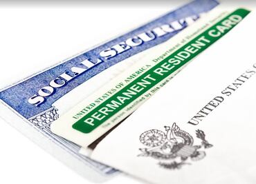 No pagar impuestos, una grave falta que te hace perder la Green Card