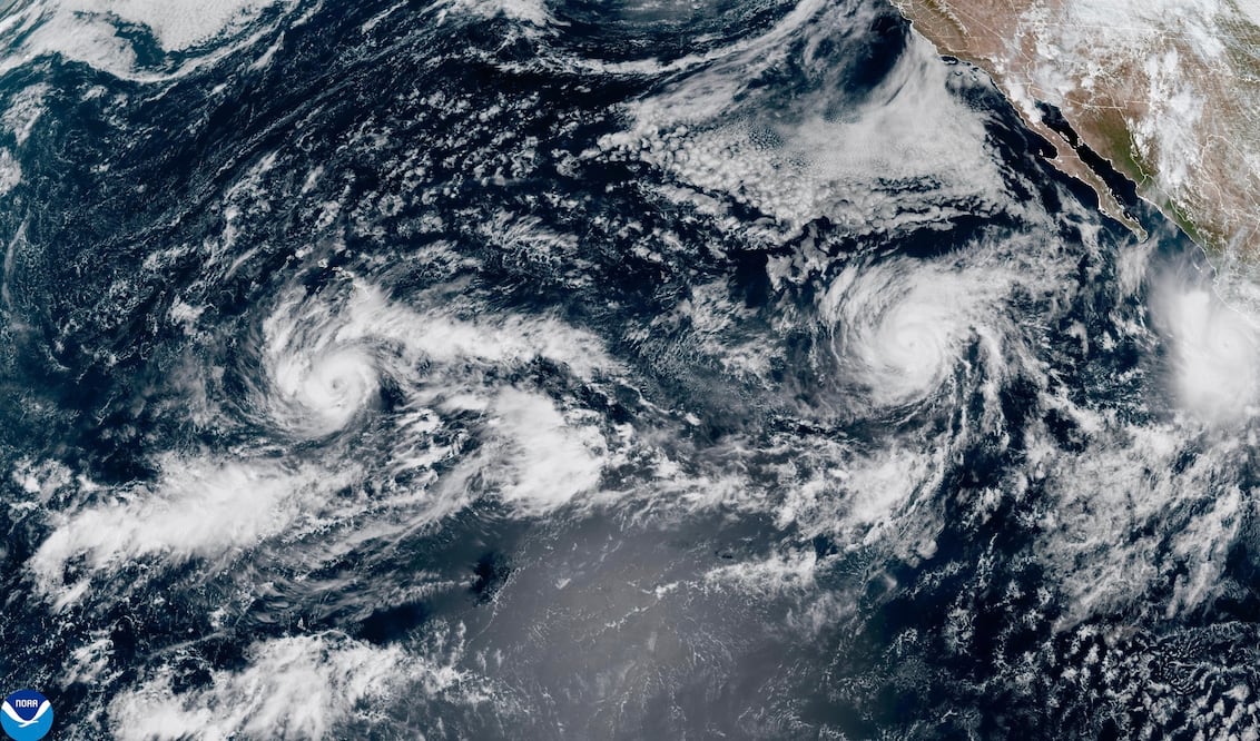 ¡Alerta en el Pacífico! Polo amenaza a México y Nolo se fortalece rumbo a Hawái. (NOAA vía AP)