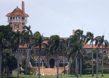 Club Mar-a-Lago violó normas sanitarias en fiesta de año nuevo de Trump
