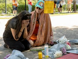 "Mamá y papá te aman, nunca lo olvides"; despiden a víctimas del tiroteo en Texas
