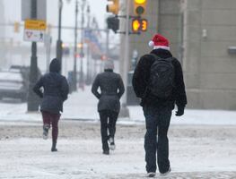 Nueva York declara estado de emergencia por tormenta helada