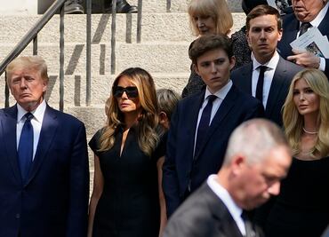 Sorprenden nuevas fotos de Barron Trump: ya es más alto que su padre