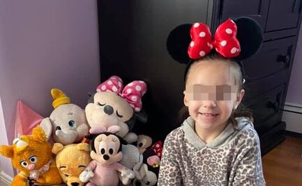 Expulsan a niña de tienda de Disney por usar cubrebocas tipo polaina