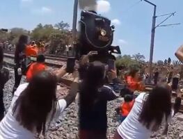Tragedia en Hidalgo. ‘Locomotora Emperatriz’ mata a mujer que intentaba sacarse una selfie