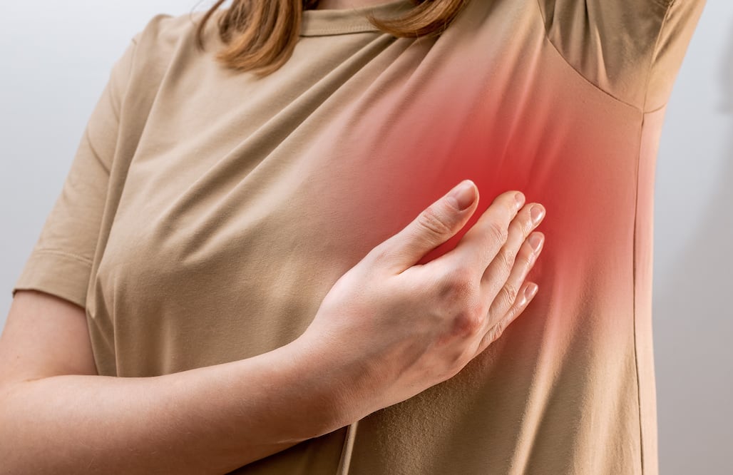 Cáncer de Mama/ iStock/valiantsin suprunovich