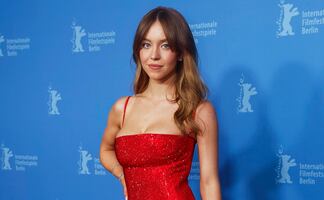 El microbikini y el top braless con los que Sydney Sweeney conquistó México