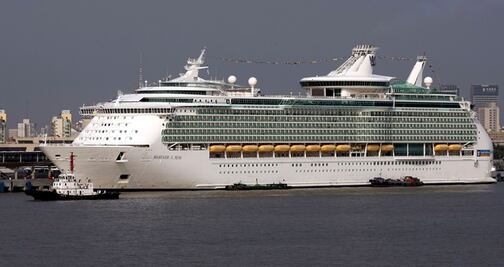 Muere bebé al caer de crucero de Royal Caribbean 