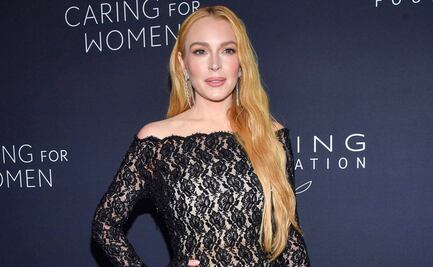 Lindsay Lohan impacta con vestido de encaje, transparencias y lencería a la vista