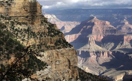 Hallan cuerpo de hombre a 140 metros del borde del Gran Cañón