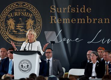 Surfside. Homenajean a las 98 personas fallecidas en colapso de edificio