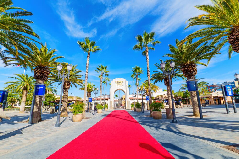 Universal Studios Hollywood/ iStock/ Ekaterina Chizhevskaya