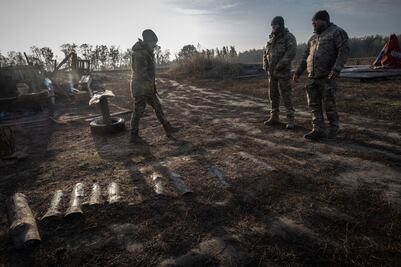 Ucrania lanza ataque sorpresa y destruye bombarderos estratégicos de Rusia. VIDEO