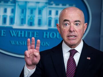 El secretario de Seguridad Nacional de EU da positivo a Covid
