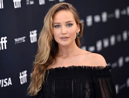 Jennifer Lawrence y el vestido traslúcido con el que deslumbró en Toronto