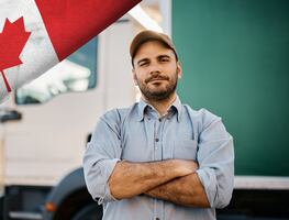 Buscan camioneros extranjeros para trabajar en Canadá; salario por hora, requisitos y cómo postularse