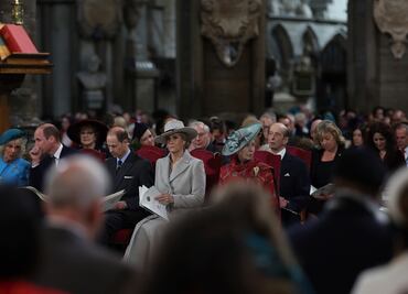 Príncipe William asiste a funeral de Thomas Kingston en medio de polémica por foto de Kate