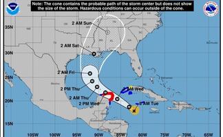 Delta, peligroso huracán de categoría 4, avanza hacia Yucatán