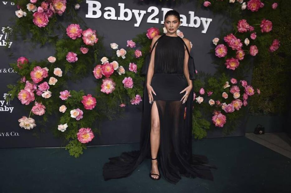 Kylie Jenner y la lencería negra con la que ‘encendió’ Instagram
