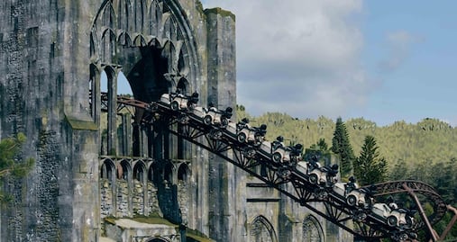 Video. Hasta 10 horas de espera para subir a la montaña rusa de Hagrid 