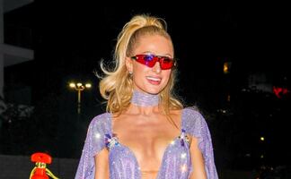 Paris Hilton destila glamour a los 43 años con microvestido de atrevido escote en Los Ángeles