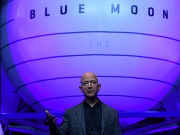 El ambicioso plan de Jeff Bezos para 'quedarse' en la Luna
