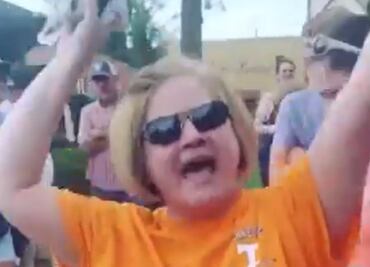 Despiden a mujer por gritar ‘las vidas blancas son mejores’ en protesta