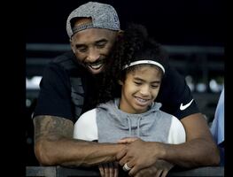 "No pasa un día en el que no piense en él": LeBron sobre Kobe