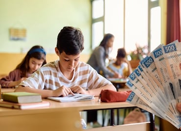 Beca 2025: cómo obtener $20,000 pesos si tu promedio escolar es de 8.0 o más