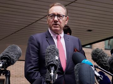 Kevin Spacey declarado INOCENTE de nueve agresiones sexuales contra cuatro hombres