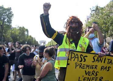 Francia: Participarán 160 mil en protestas del sábado contra pase sanitario
