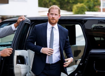 El regreso del príncipe Harry a Reino Unido amenaza con desatar nueva guerra en la familia real