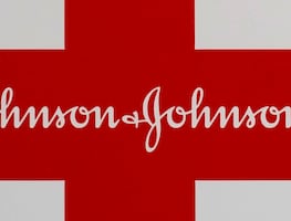 Detectan sustancia cancerígena en bloqueadores solares de Johnson & Johnson