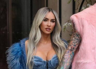 Megan Fox canaliza a Britney Spears de los 2000 con diminuto look de mezclilla en París