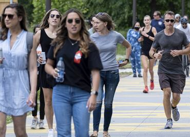 Texas prohíbe a escuelas públicas que exijan uso de cubrebocas