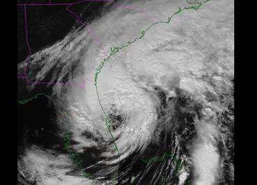 Ian recobrará fuerza como huracán y amenaza a Carolina del Sur