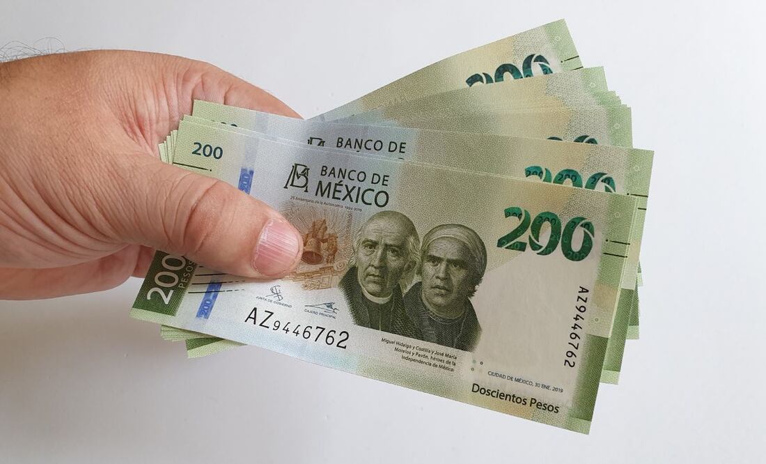 Pago doble pensión IMSS e ISSSTE 2023: Fechas del depósito en calendario. Foto: iStock/FJZEA