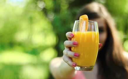 Consejos saludables para complementar las rutinas de ejercicio, según Mayo 