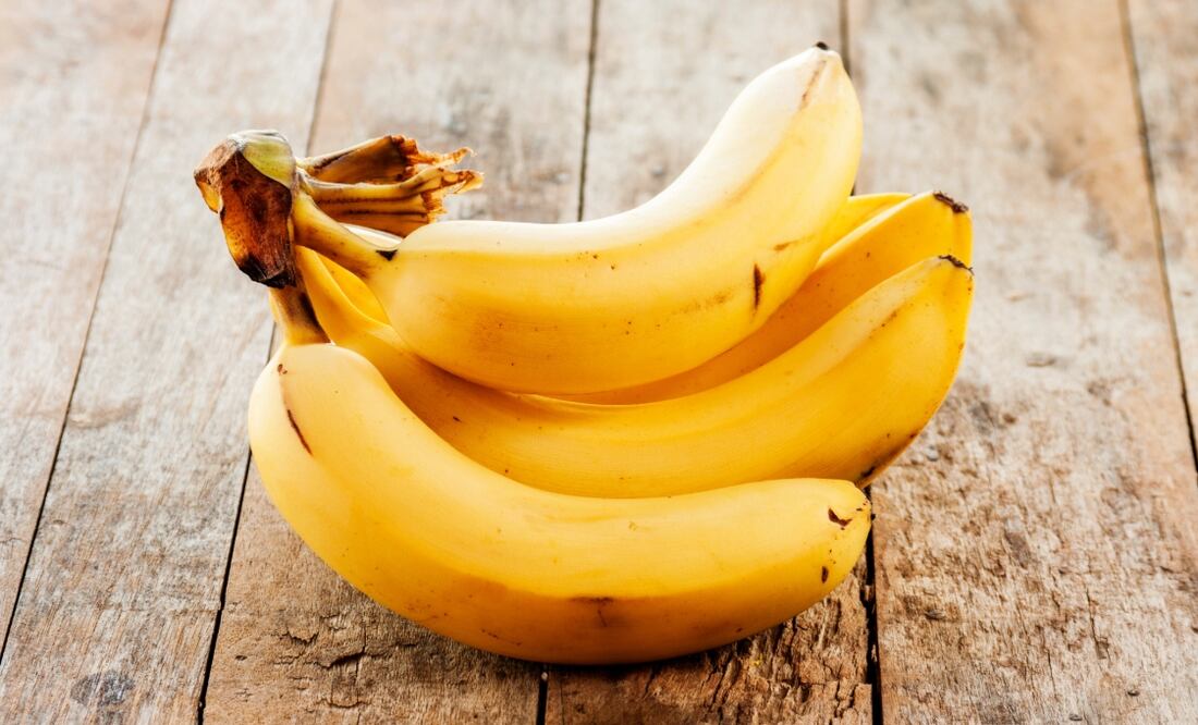 ¿Para que sirve la cáscara de plátano en el rostro, según Harvard? Esto dice la ciencia sobre sus beneficios. Foto: Adobe