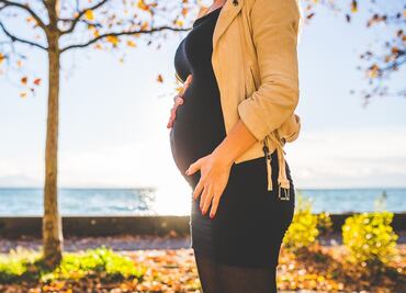 Restaurante vende hamburguesa que “induce partos” en Minnesota