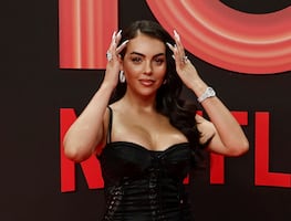 Georgina Rodríguez impone tendencia con vestido ‘bodycon’ y millonaria joyería