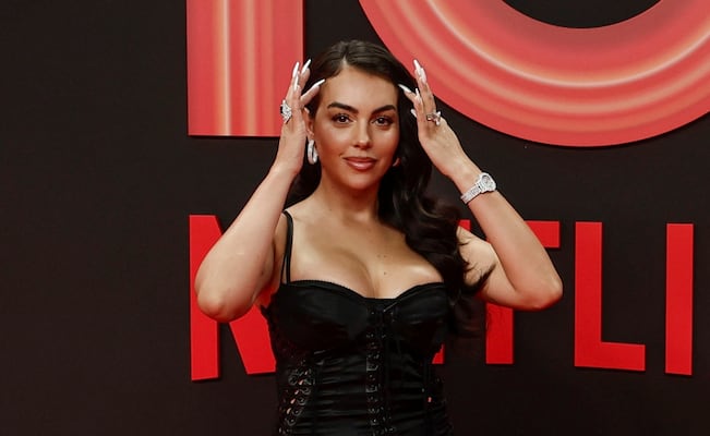 Georgina Rodríguez luce sus curvas en conjunto de Alo y deslumbra en Instagram