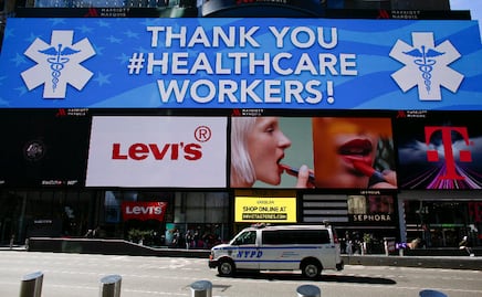 Jubilados y estudiantes se suman al cuerpo médico de Nueva York