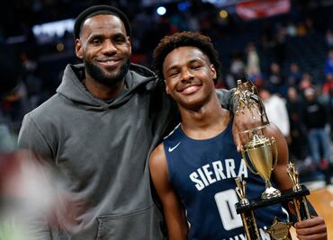 Bronny James, hijo de LeBron James, sufre paro cardíaco durante entrenamiento
