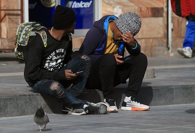 Denver aprueba contrato con empresa privada para alojar a indocumentados