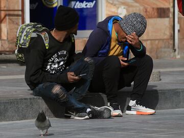 Hallan 343 migrantes abandonados en un tráiler en Veracruz