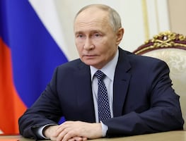 Putin se disculpa con presidente azerbaiyano por "incidente trágico" de avión estrellado en Kazajistán